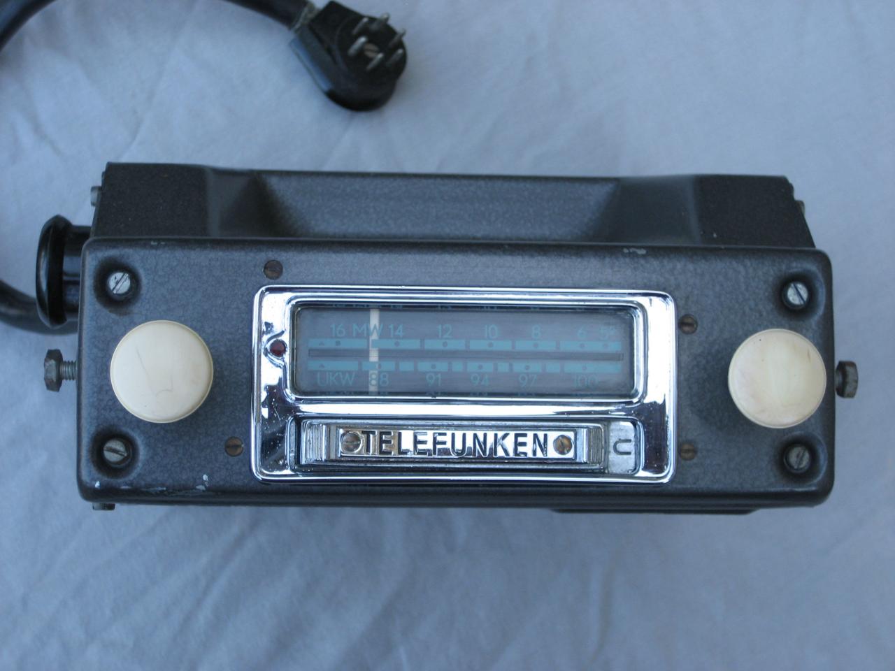Telefunken valve radio 1957 AM/FM pos/neg earthy 6/12V