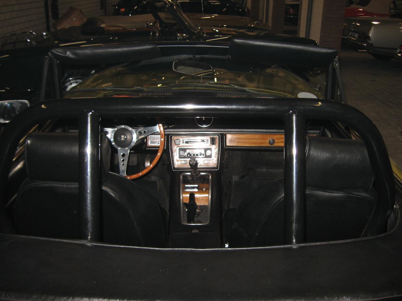 interior and rollbar in 2008