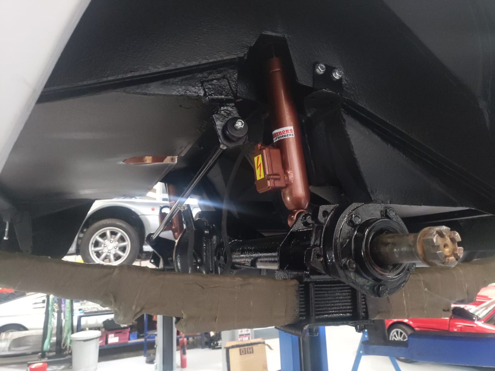 Rear suspension install 280421b.jpg
